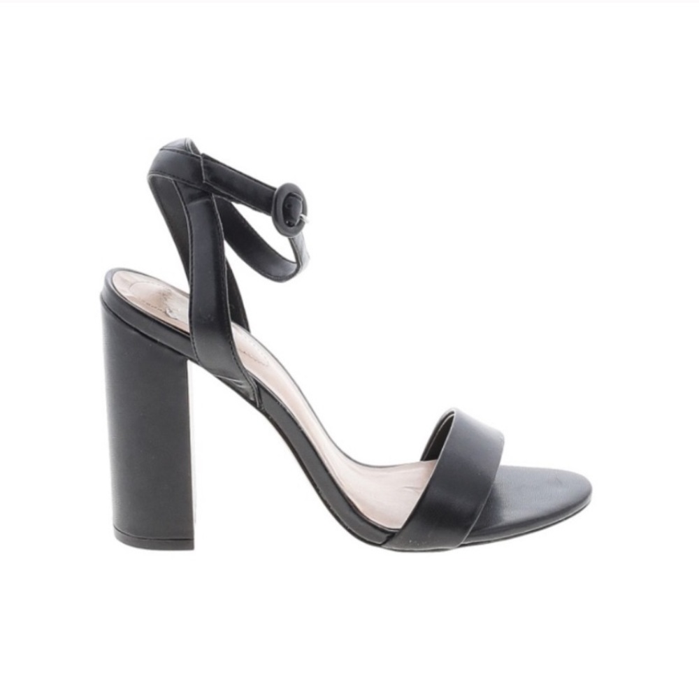 Black Leather Single Strap Thick Heels